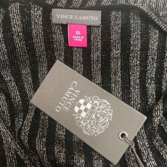 VINCE CAMUTO Gray Ribbed Shimmering Pinstripe Long Sleeve V Neck Sweater - Picture 7 of 8